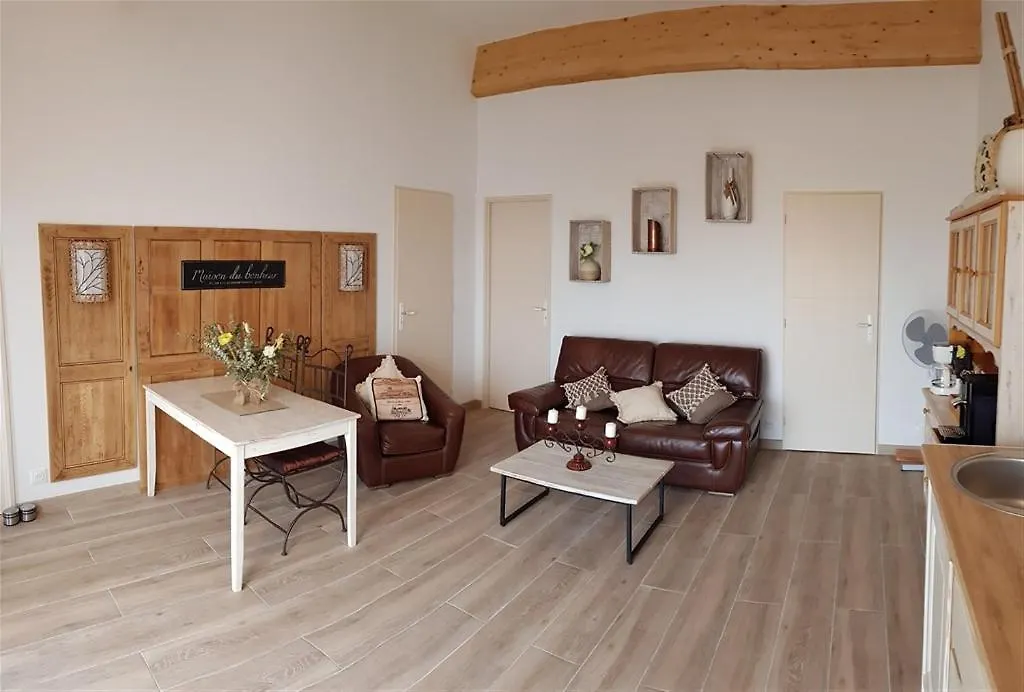 Carnoux-en-Provence Villa T3 A 10' De Cassis Spa - Jacuzzi בית נופש